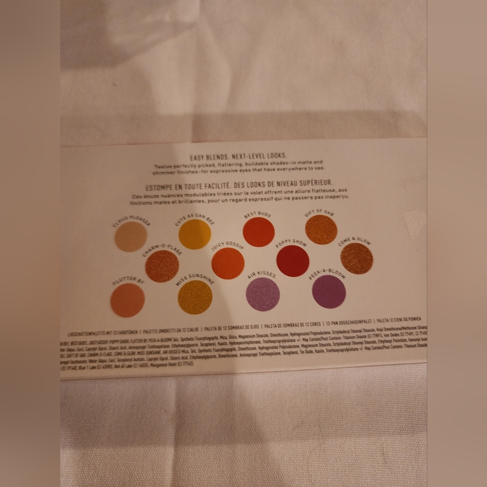 Morphe 2 NIB Ready for Anything Eyeshadow Pallet - Picture 3 of 3